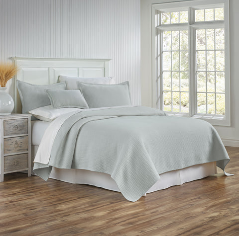 Tracey Coverlet