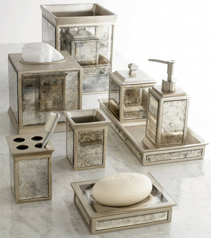 Palazzo Bath Accessories