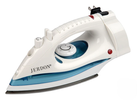 Mid-Size Iron with Auto Shut-Off and Retractable Cord